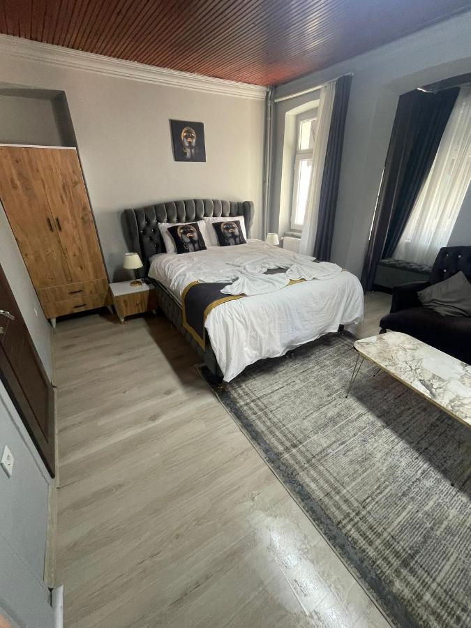 Taksim Red Suite Istanbul Eksteriør billede