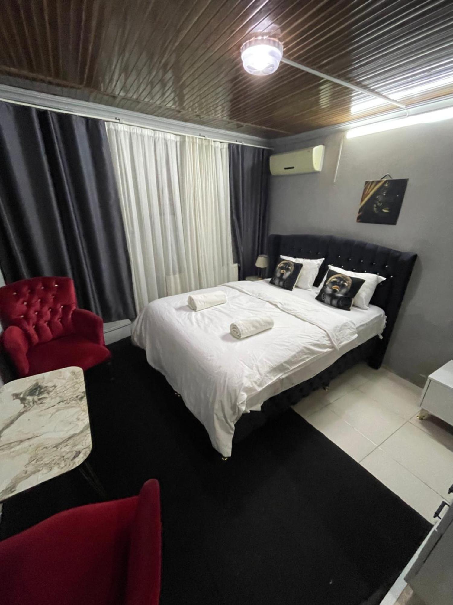 Taksim Red Suite Istanbul Eksteriør billede